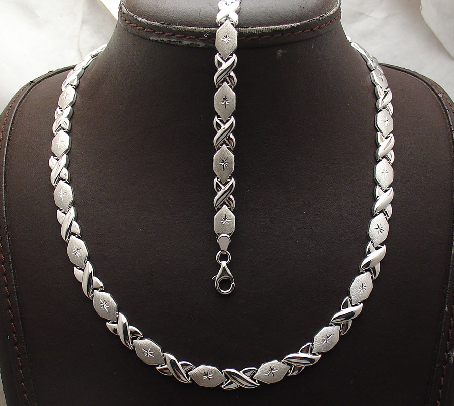 Hugs and kisses chain set sale